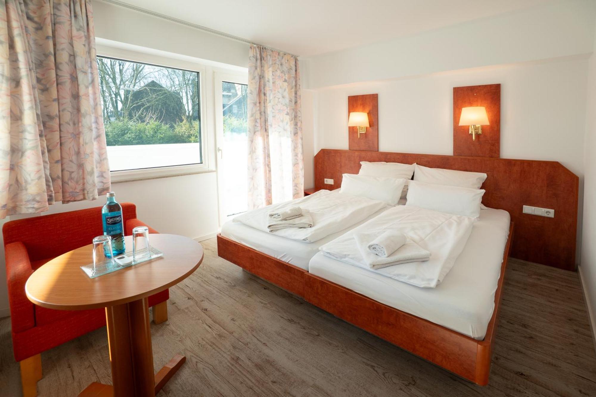 Hotel Zur Post Herne Exteriör bild
